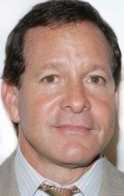 Steve Guttenberg - director Steve Guttenberg