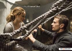 Divergent 2014 photo.