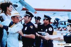Poliziotto superpiu 1980 photo.